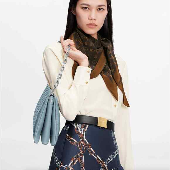 Louis Vuitton Coussin PM Blue Glacier Silver Chain Strap Shoulder Crossbody Bag - Picture 8 of 12